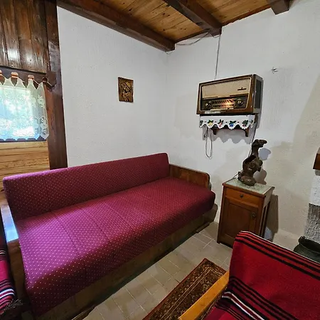 Holiday home Slavovo Dvoristance Gornji Milanovac